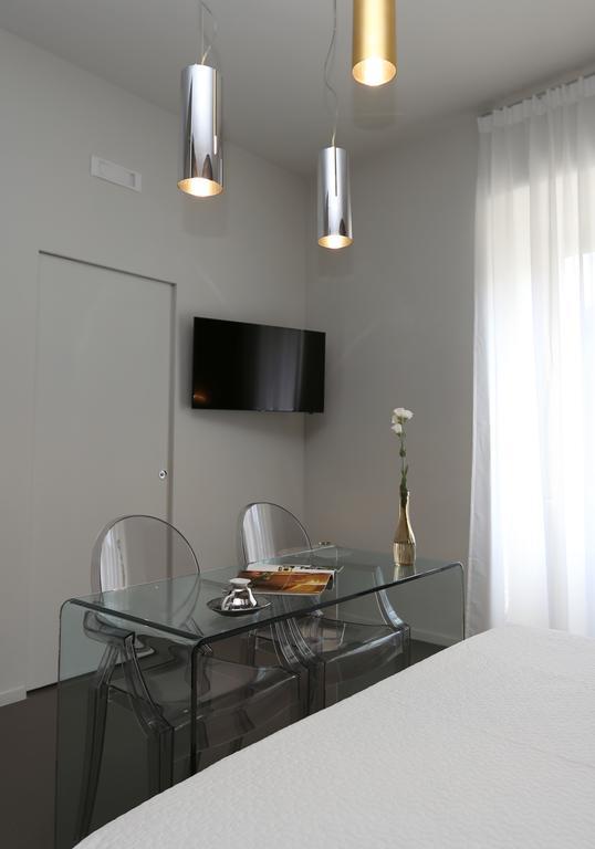 Residenza Crescenzio Hotel Rome Room photo